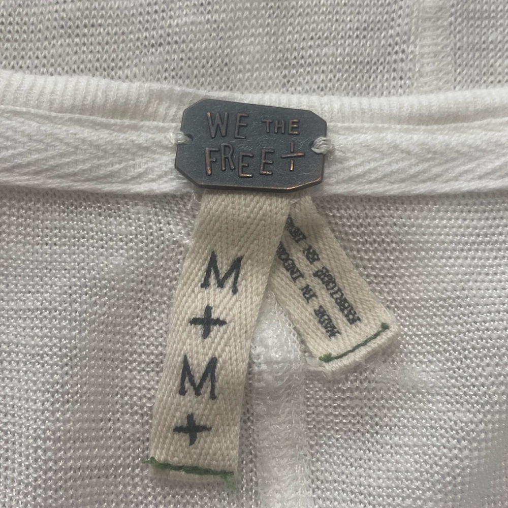 Free People We the Free || Woman’s Affogato Hacci Henley size Medium - Picture 9 of 10